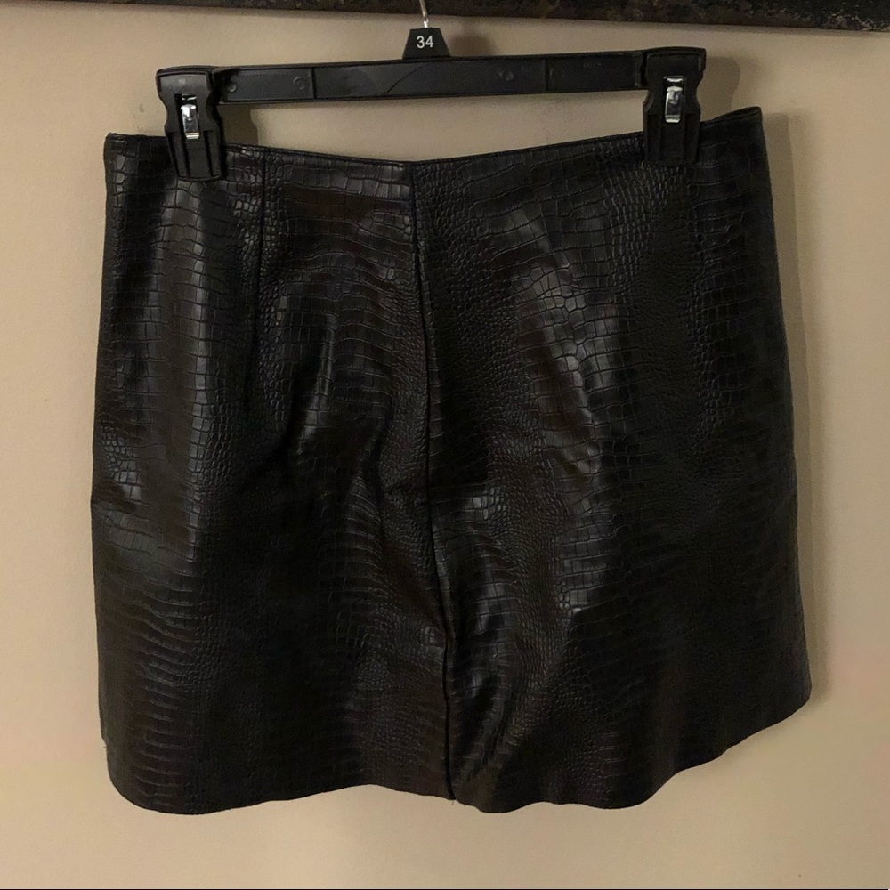 Faux alligator black skirt